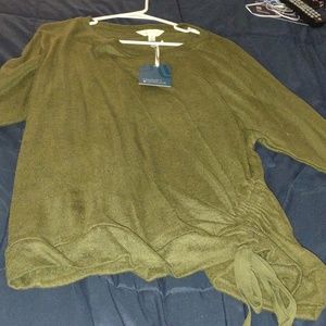 Dark green lightweight long sleeve Market & Spruce shirt